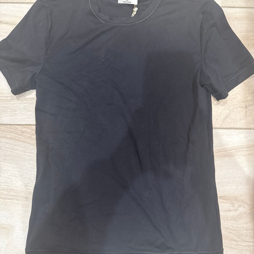 Aritzia Black Short Sleeve Crop Top